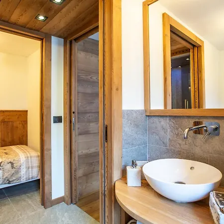 Maison Meynet Mountain Charm Apartment *